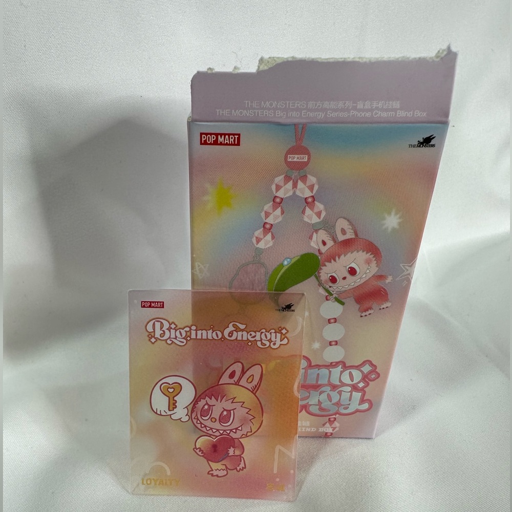 THE MONSTERS Confirmed LOYALTY Big into Energy Series-Phone Charm Blind Box - Picture 2 of 9